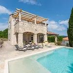 Villa Habibi