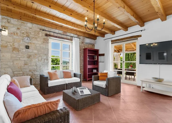 Habibi Villa