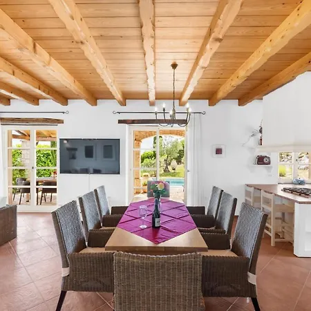 Вилла Habibi Бузет