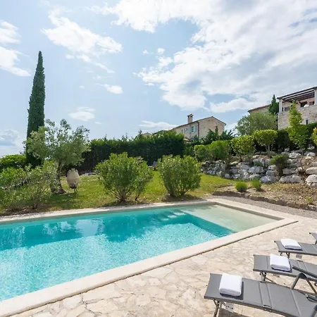 Вилла Habibi Бузет