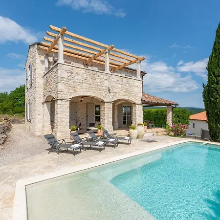 Villa Habibi